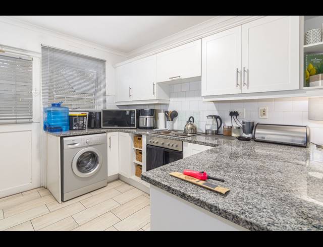 2 BEDROOM FREESTANDING RENTED IN SUNNINGDALE